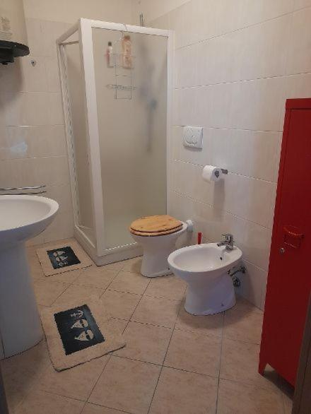 Fiera Levante Bologna Buitenkant foto